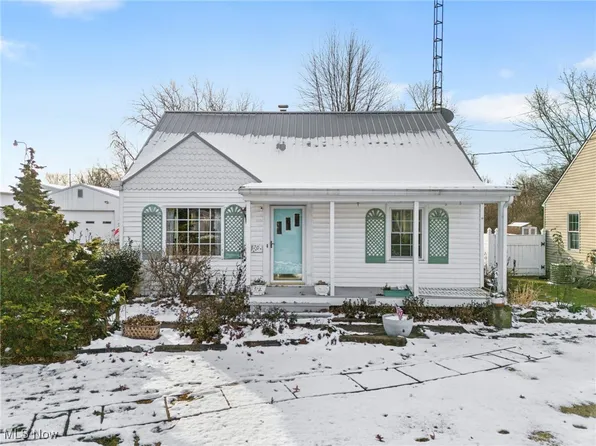 4870 15th St SW, Canton, OH 44710