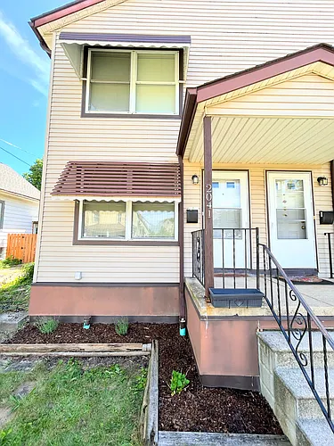 2041 Dowd Ave Photo 1