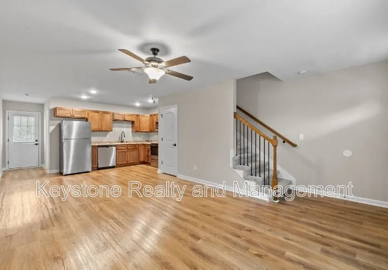 1655 Evans Rd #B3 — Photo 3