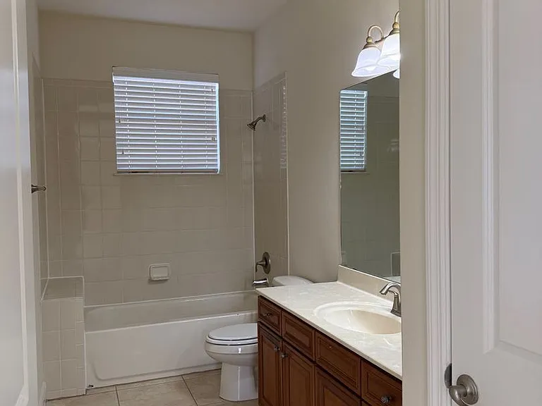 2740 Swoop Cir — Photo 16