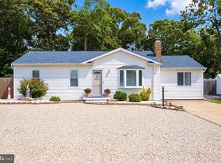 909 W Panama Ct, Forked River, NJ 08731