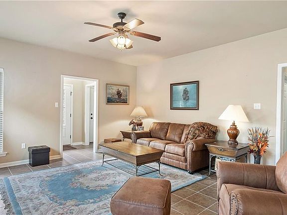 4th image of 417 Oak Branch Dr
