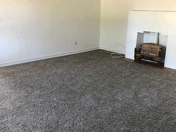 2nd image of 356 Buena Vista St