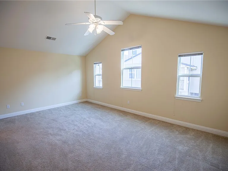 2889 Plaza Del Amo #108 — Photo 8