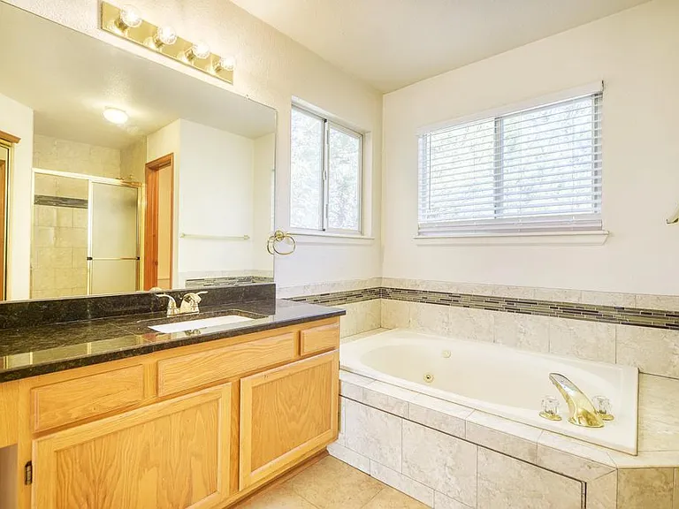 20455 E Crestline Pl — Photo 15