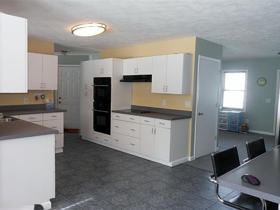 2nd image of 11414 Tebeau Dr