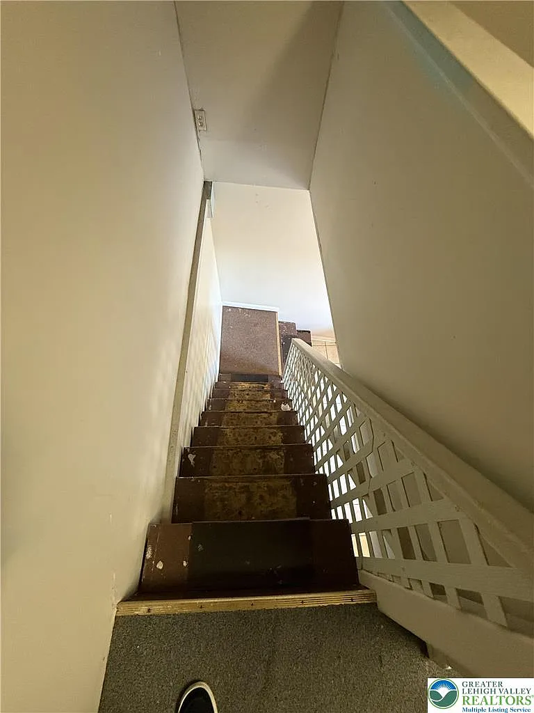 1 bed, 1.0 bath, 500 sqft, $1,100 — Photo 2