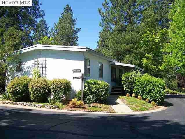 1st image of 10090 Daisy King Dr