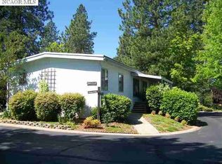 10090 Daisy King Dr, Grass Valley, CA 95949