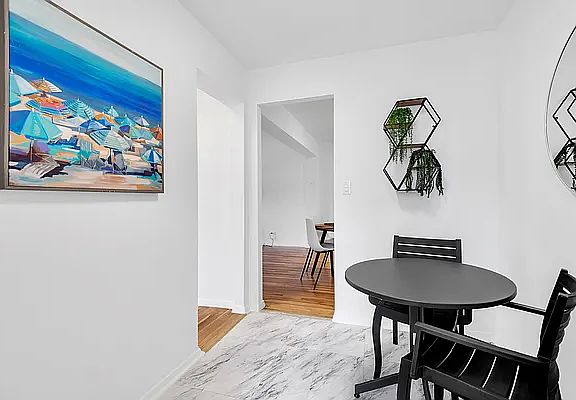 5th image of 2830 Briggs Ave APT 1D