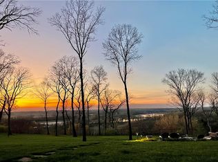 Mize Rd, Shawnee, KS 66226