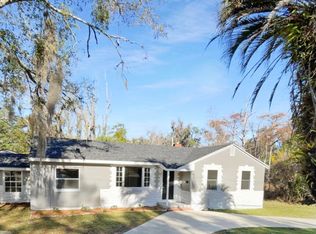 1233 Lake Forest Blvd, Jacksonville, FL 32208