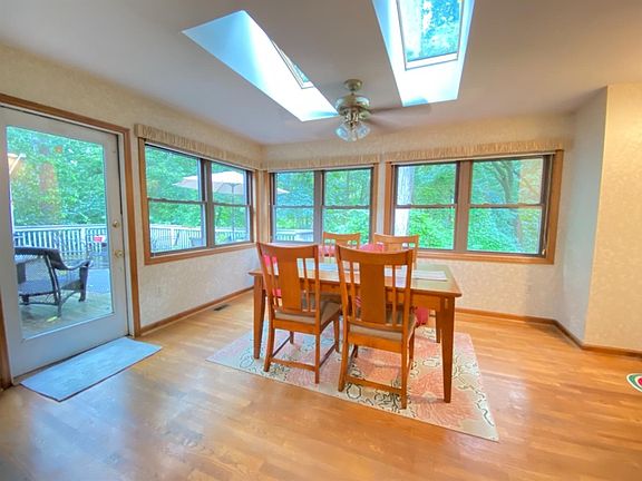 5th image of 6540 Gwendolyn Dr