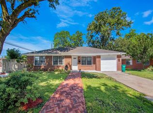 1212 Blackberry Dr, Pasadena, TX 77506