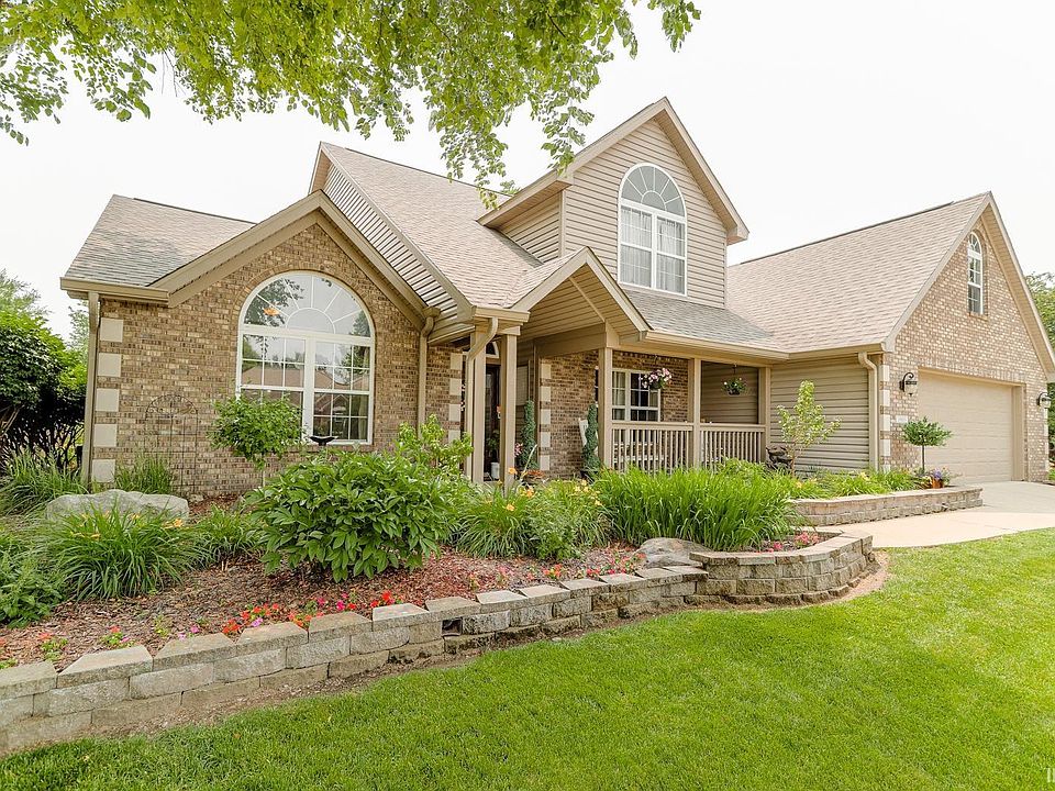 1st image of 1905 Canyon Creek Dr