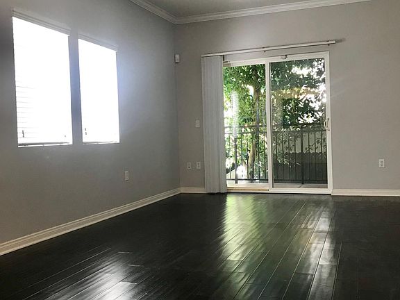 5th image of 3825 1st Ave Unit 116
