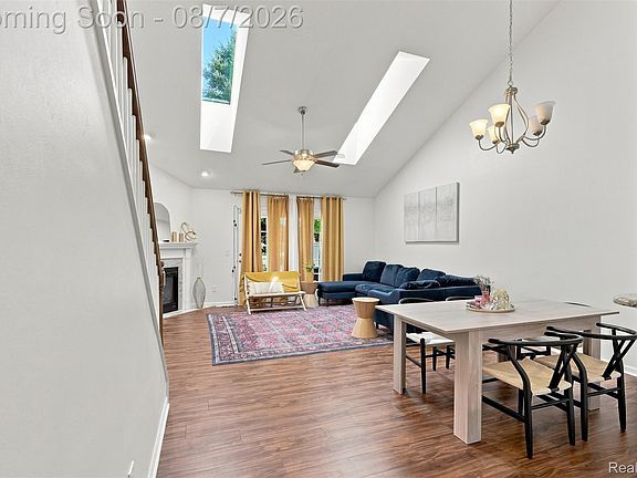 5th image of 13469 Shire Ln