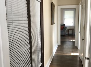 820 11th Ave APT 1, Huntington, WV 25701