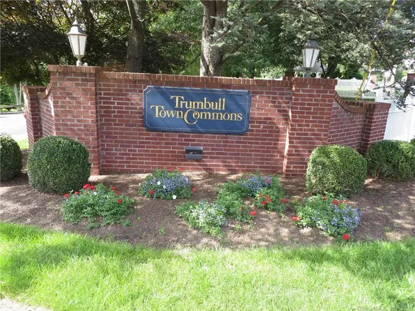 135 Mayfield Drive #135, Trumbull, CT 06611