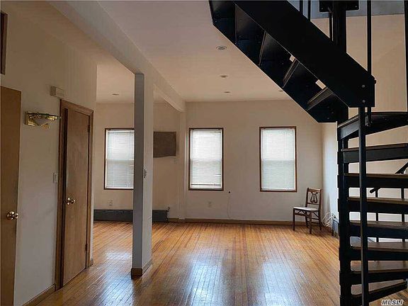 5th image of 41-13 57th St