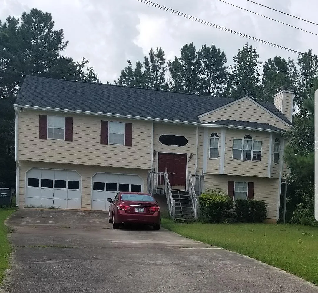 6134 Nutmeg Ct SE — Photo 1