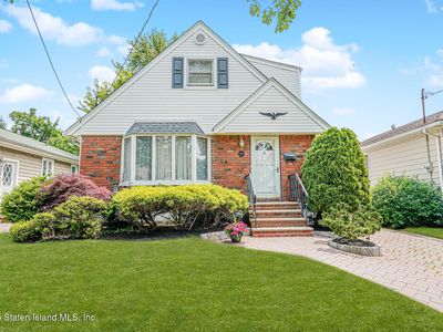 243 Seidman Ave, Staten Island, NY, 10312