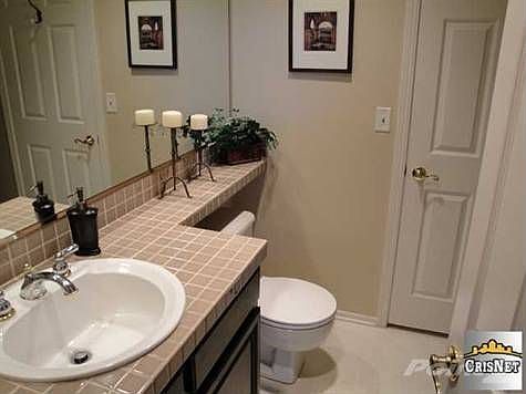 2nd image of 22586 Hickory Pl