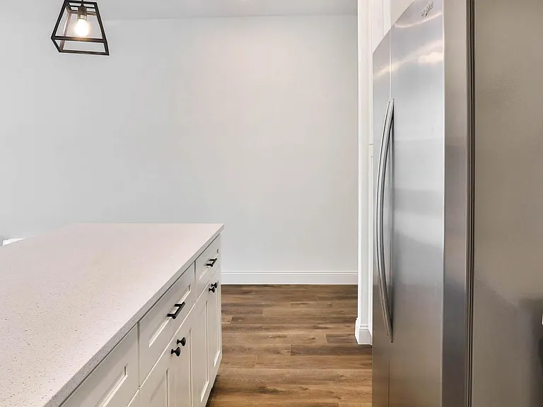 6611 Clayton Rd #201 — Photo 10