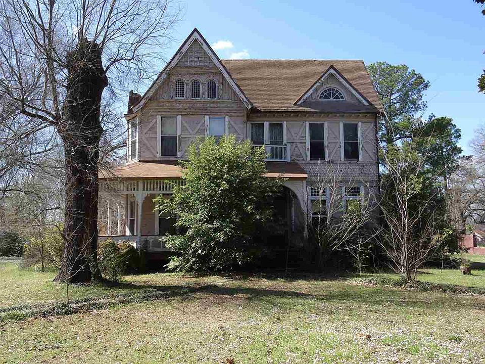 2nd image of 517 Whitaker St