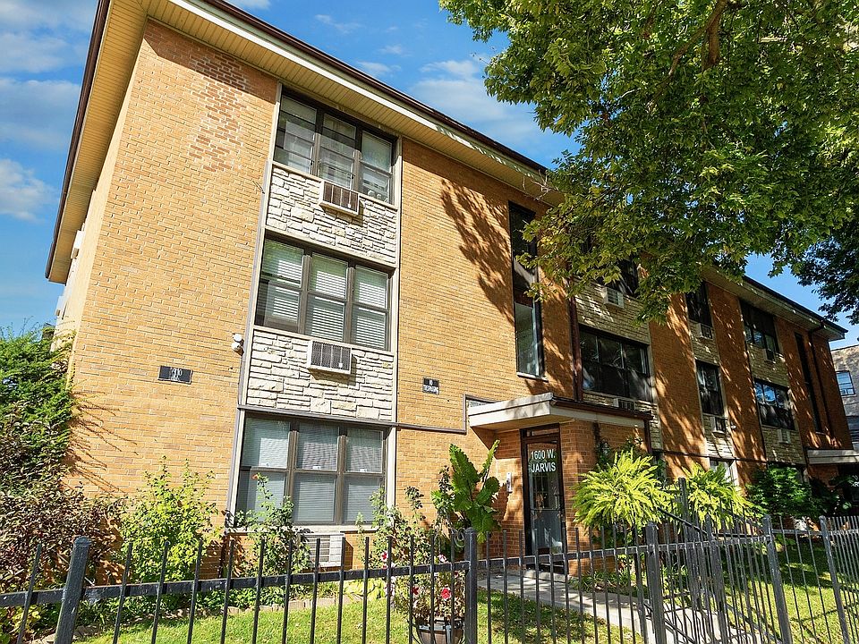 1st image of 1600 W Jarvis Ave APT 2C