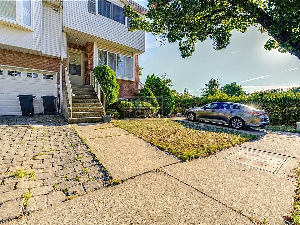 1st image of 224 Kirshon Ave