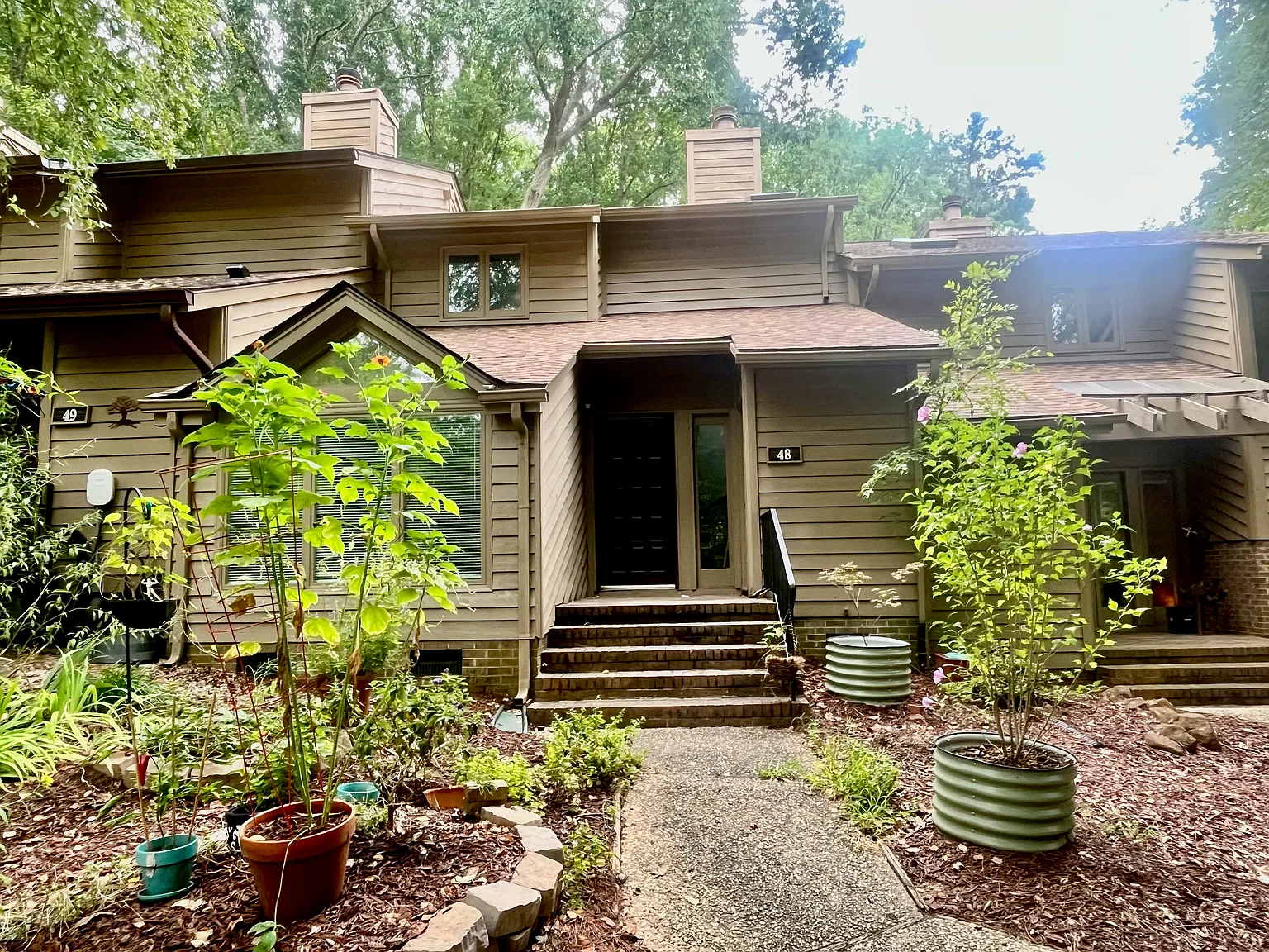 2 bed, 2.5 bath, $1,450 — Photo 1