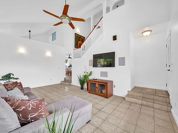 4th image of 257 Kuualoha St