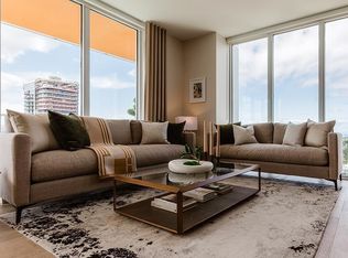 485 W 42nd Ave #1402, Vancouver, BC V5Y2S8