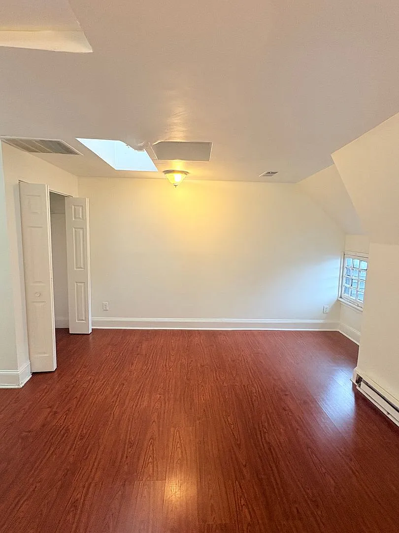 112 E. Preston St — Photo 2