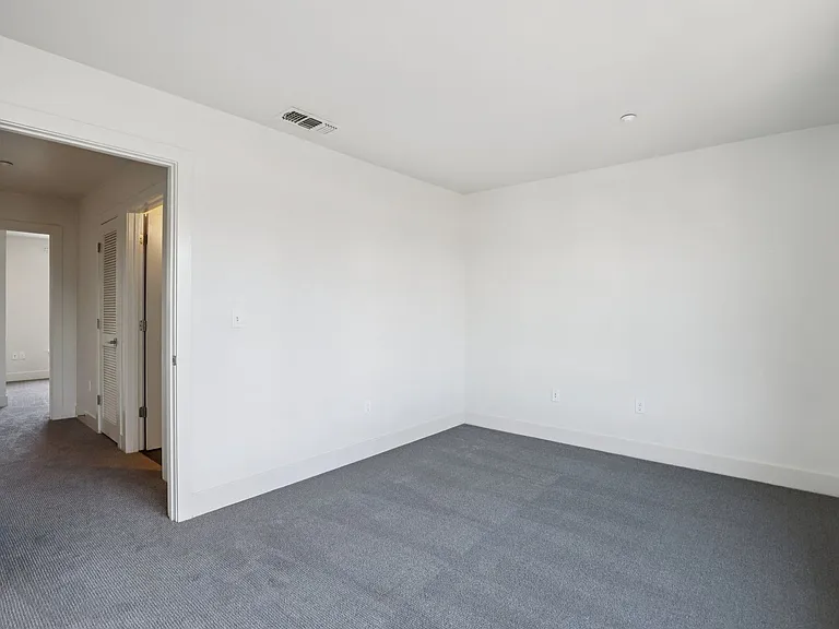 The Broadway Triangle - Residential — Photo 14