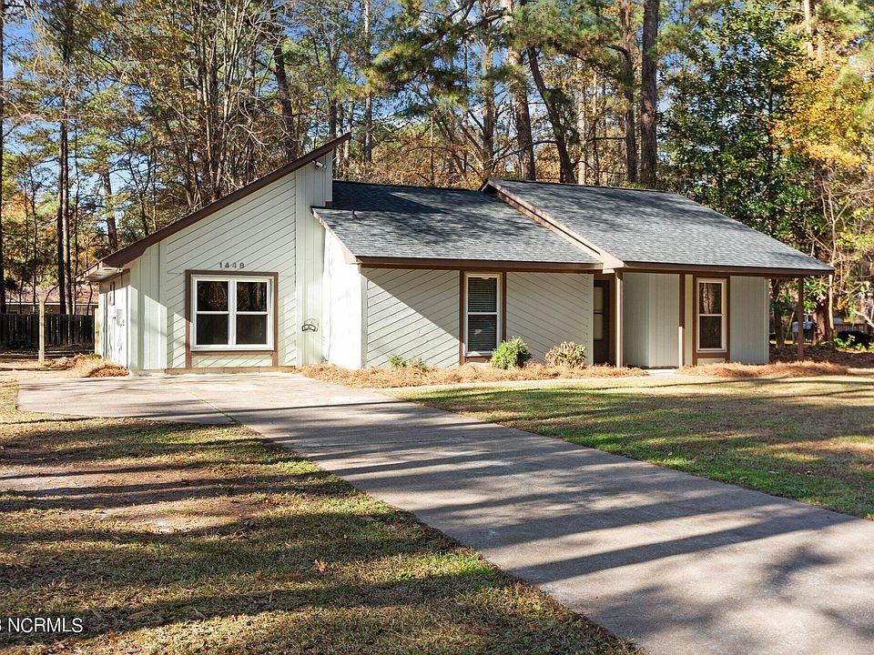 1st image of 1448 Pineridge Drive