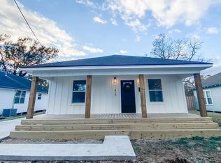 1416 Llano St, Port Neches, TX 77651