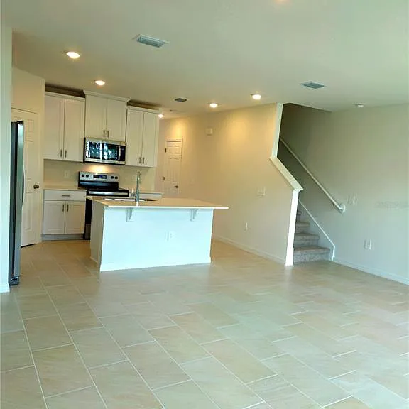 16305 Bird Of Paradise Ave — Photo 12