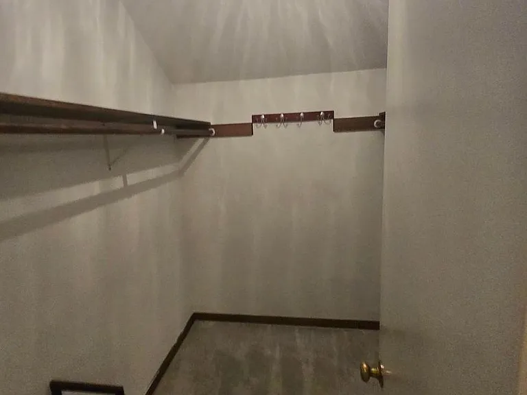 104 Hampton Ct — Photo 25