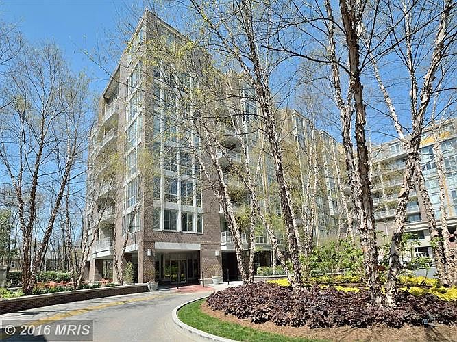 1st image of 513 W Broad St APT 804