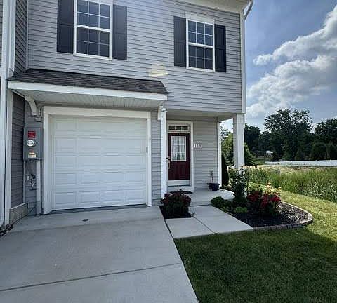 2nd image of 110 Copeley Cir