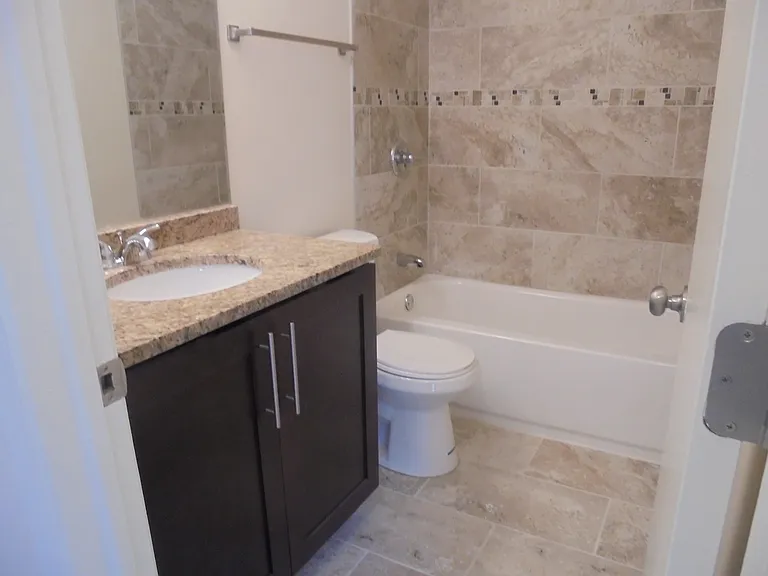 1454 Walnut Hill Ave — Photo 24