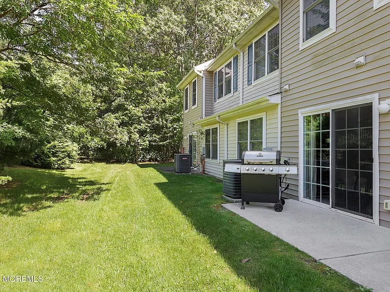 207 Harvest Way — Photo 10