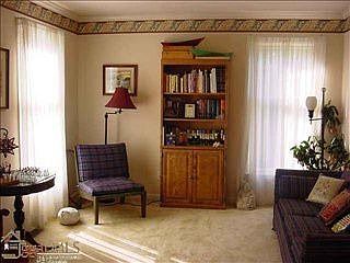 4th image of 404 Pinson Ct