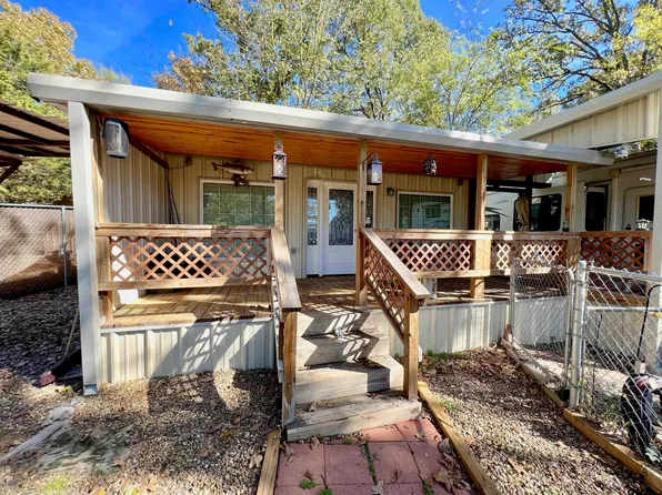 146 & 147 White Oak Cir, Yantis, TX 75497