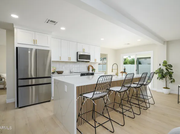 2003 E MAGDALENA Drive, Tempe, AZ 85283