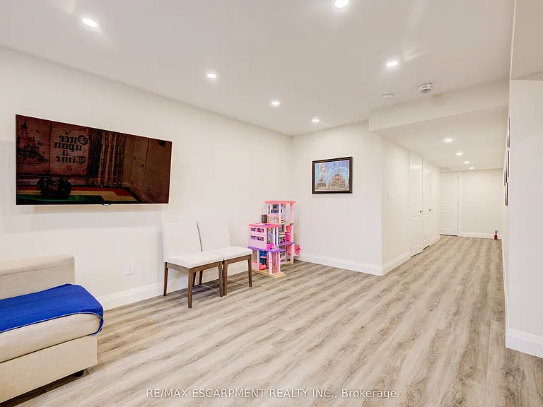 3352 Stalybridge Dr — Photo 33