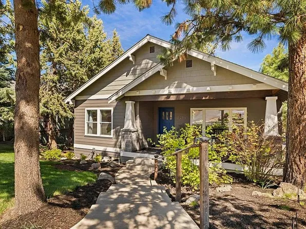 3256 NW Bungalow Dr, Bend, OR 97703