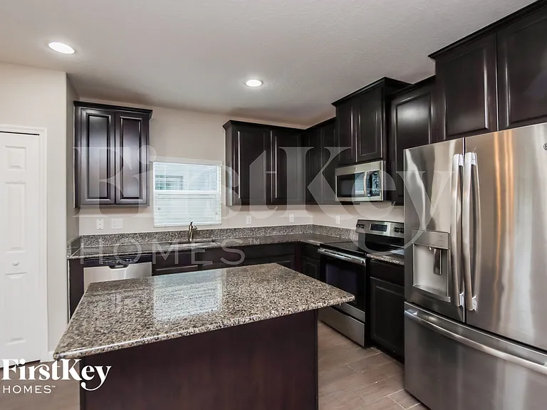 1224 Dillard Dr SE — Photo 6